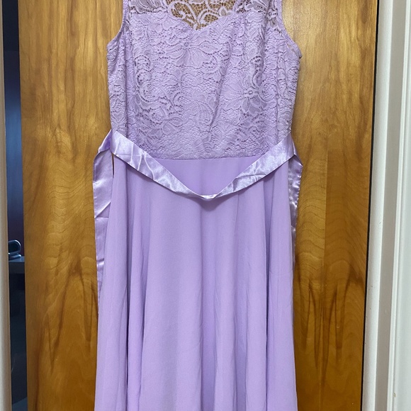 Dress - Picture 1 of 2